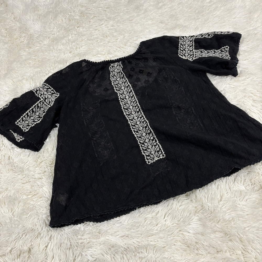 Free People “Gold Dust" Embroidered Peasant Top Woman’s Size Small - Picture 7 of 10